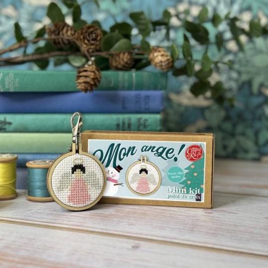 Mon Ange ! - Mini kit point de croix - The Crafty Kit Company