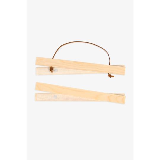 Cadre magnétique d’affichage pour broderie DMC