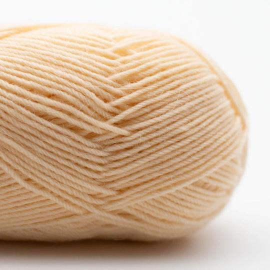 Laine à chaussettes Edelweiss 4 Ply - 25g - Pale Peach