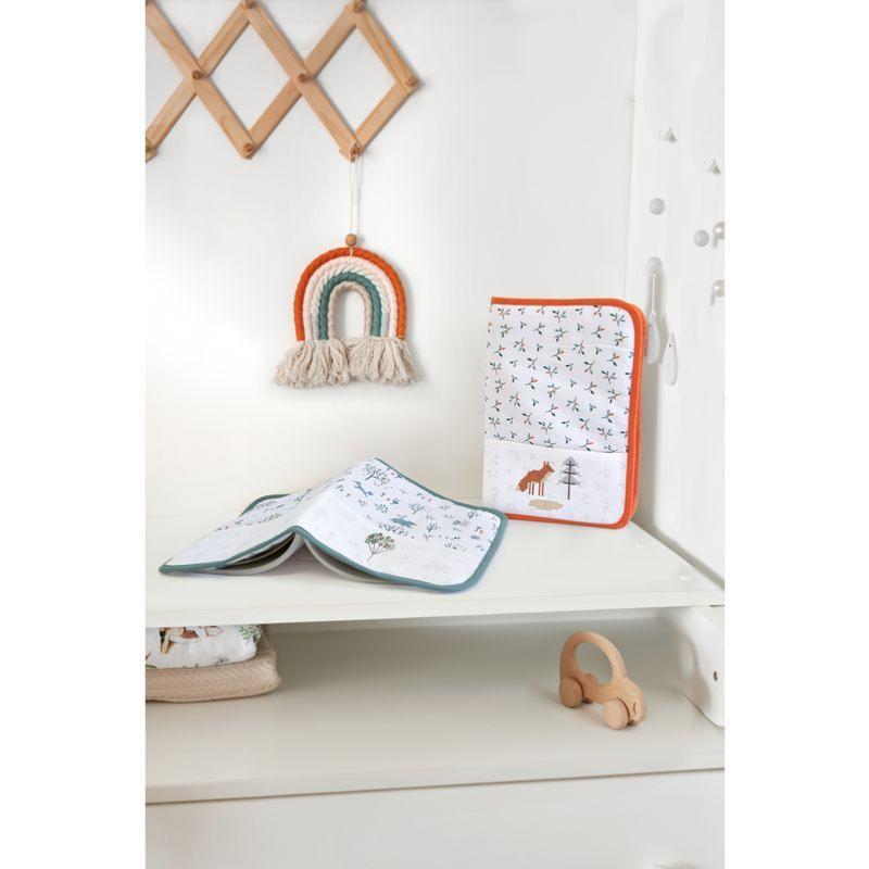 DMC Livre D'Inspiration Modèles Bébé Au Point De Croix – 48 Pages De Motifs Adorables Pour Bavoirs, Doudous & Plus !
