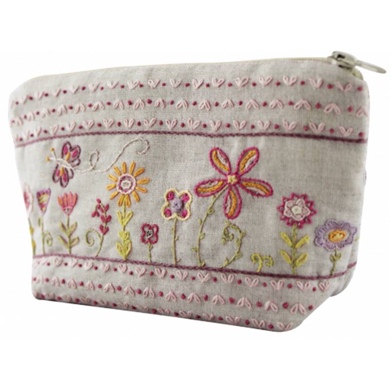 Kit Un Chat Dans L Aiguille Trousse Fleurie Univers Broderie