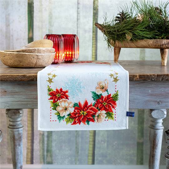 Fleurs de Noël - Chemin de table à broder - Vervaco