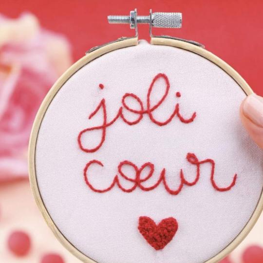 Joli Coeur - Kit Broderie Traditionnelle - French Kits
