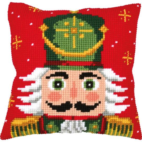 Casse-noix Rouge – Kit Coussin Point de Croix – Vervaco