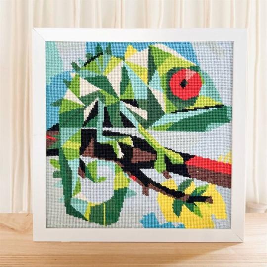 Caméléon Perché – Kit canevas complet 20 × 30 cm – Milpoint