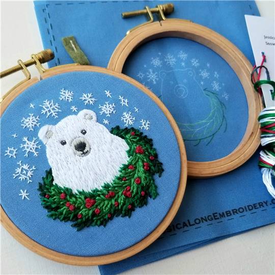 Ourson de Noël - Kit broderie traditionnelle