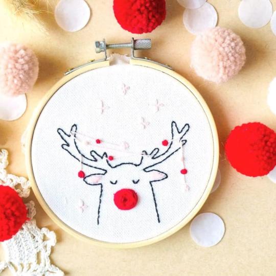 Renne Rudolphe - Kit Broderie Traditionnelle - French Kits