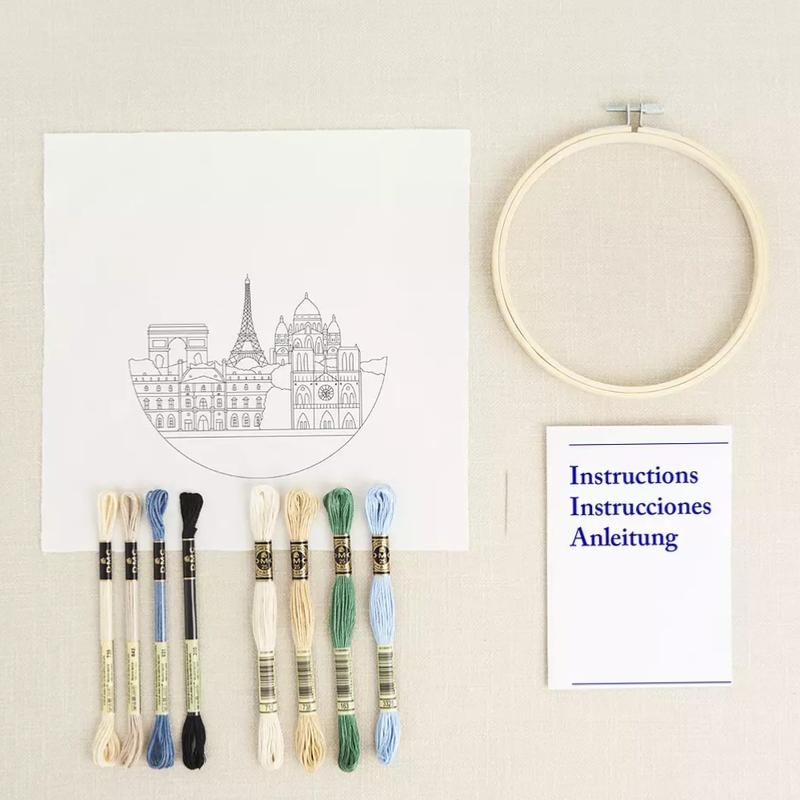 Kit Broderie DMC - Monuments De Paris Par Kseniia Guseva - Niveau Intermédiaire