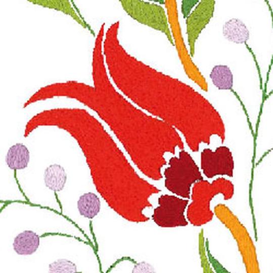 Napperon à broder Tulipes Rouges 5 formats – Luc Créations