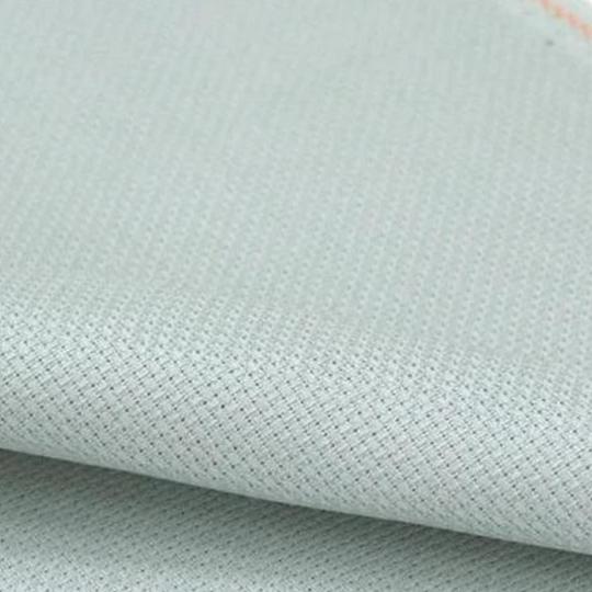 Toile Aïda 5.5 à broder Zweigart - Gris fumé (713)