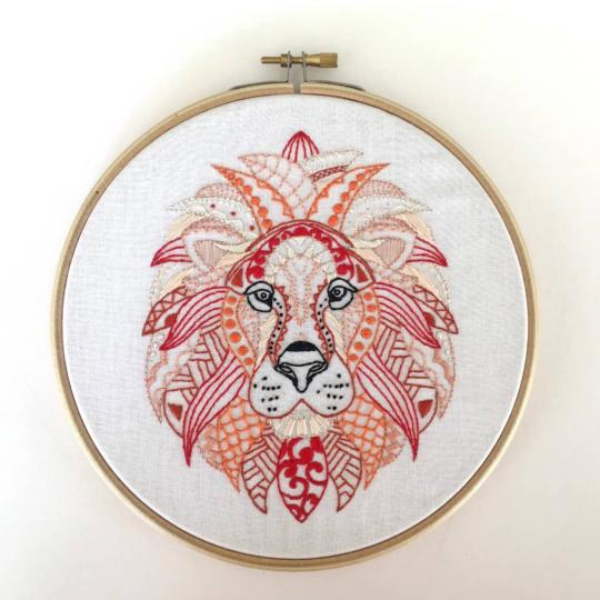 Lion Coloré - Kit broderie