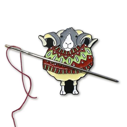 Aimant à broder - Sheep in Sweater - Emma Ball