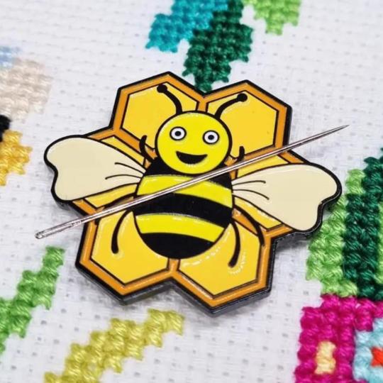 Porte-aiguilles aimanté - Abeille Cartoon