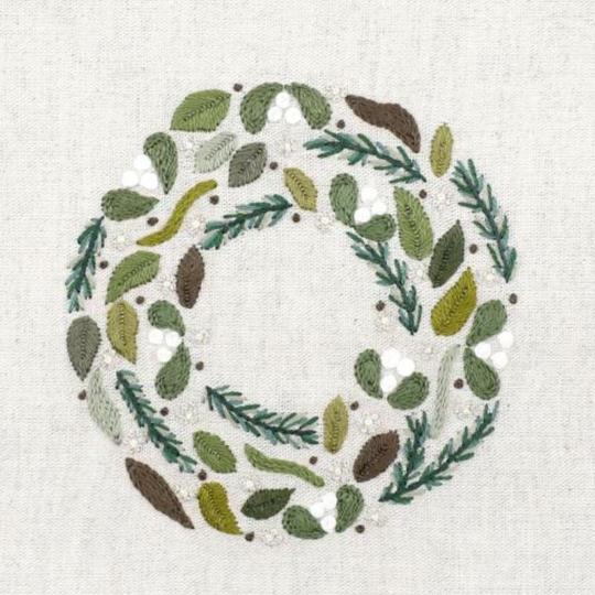 Petite couronne gelée ( Janvier) - Kit Un chat dans l'aiguille