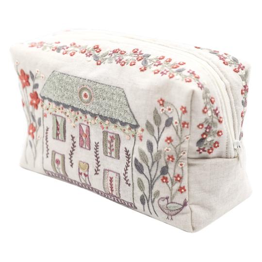 Grande trousse des brodeuses – Kit broderie Un Chat dans l'Aiguille