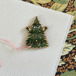 Porte-aiguilles aimanté Sapin de Noël – The Crafty Kit Company