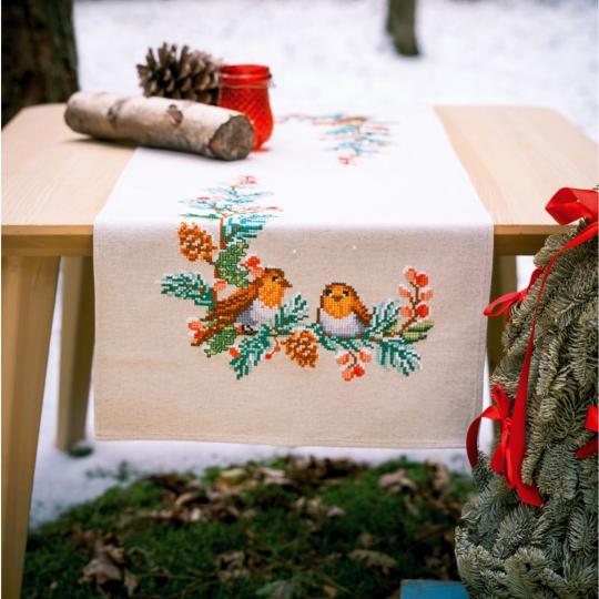 Les rouge-gorges dans les pins - Kit Chemin de Table Hiver - Vervaco