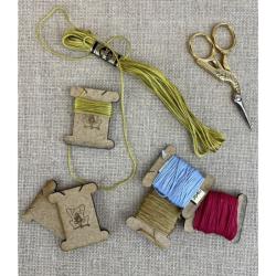 Bobines porte-fils broderie en MDF – Permin of Copenhagen