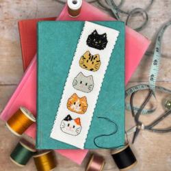 Marque-page à broder Kitty Cats - The Crafty Kit Company