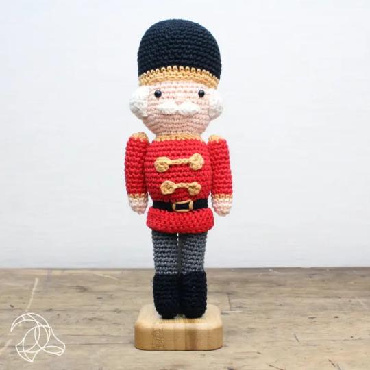 Casse-Noisette • Kit Crochet Amigurumi - Hardicraft