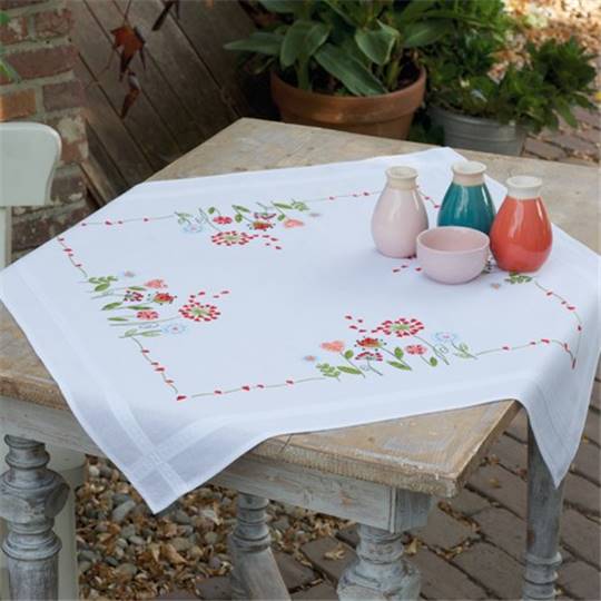 Fleurs - Nappe à broder - Vervaco