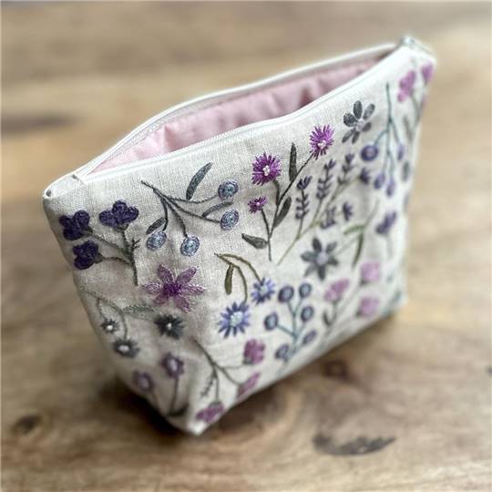 Trousse Fleurie - Violette - kit Un Chat dans l'Aiguille