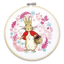 Kit de broderie – Beatrix Potter – Flopsy cueille des mûres