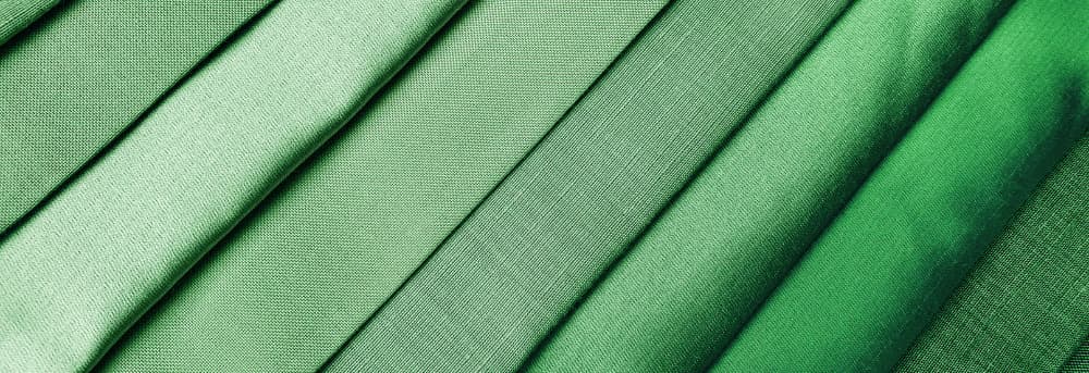 Tissu broderie Etamine vert